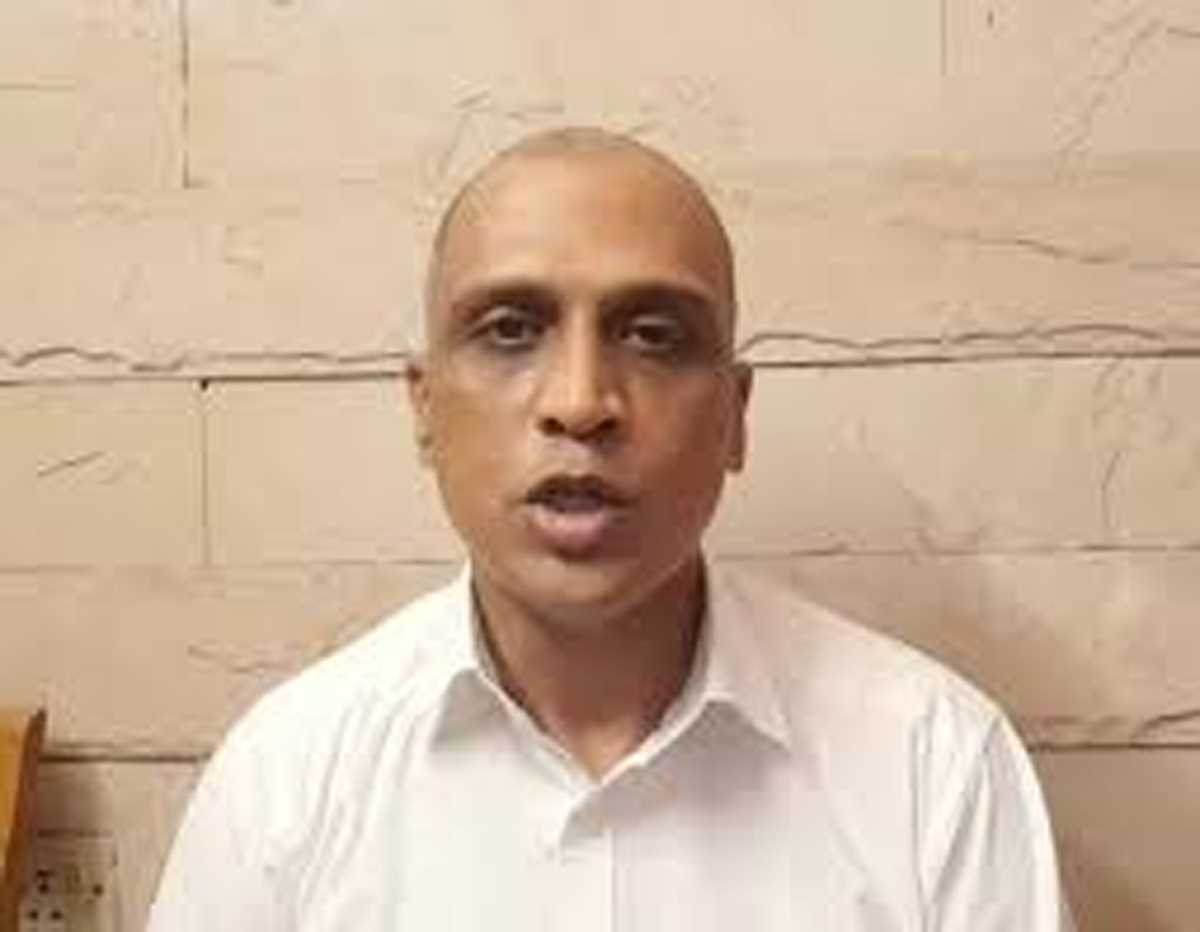 कई बीजेपी नेताओं के घर शीश महल से बढ़कर : क्लाइड क्रैस्टो कई बीजेपी नेताओं के घर शीश महल से बढ़कर : क्लाइड क्रैस्टो